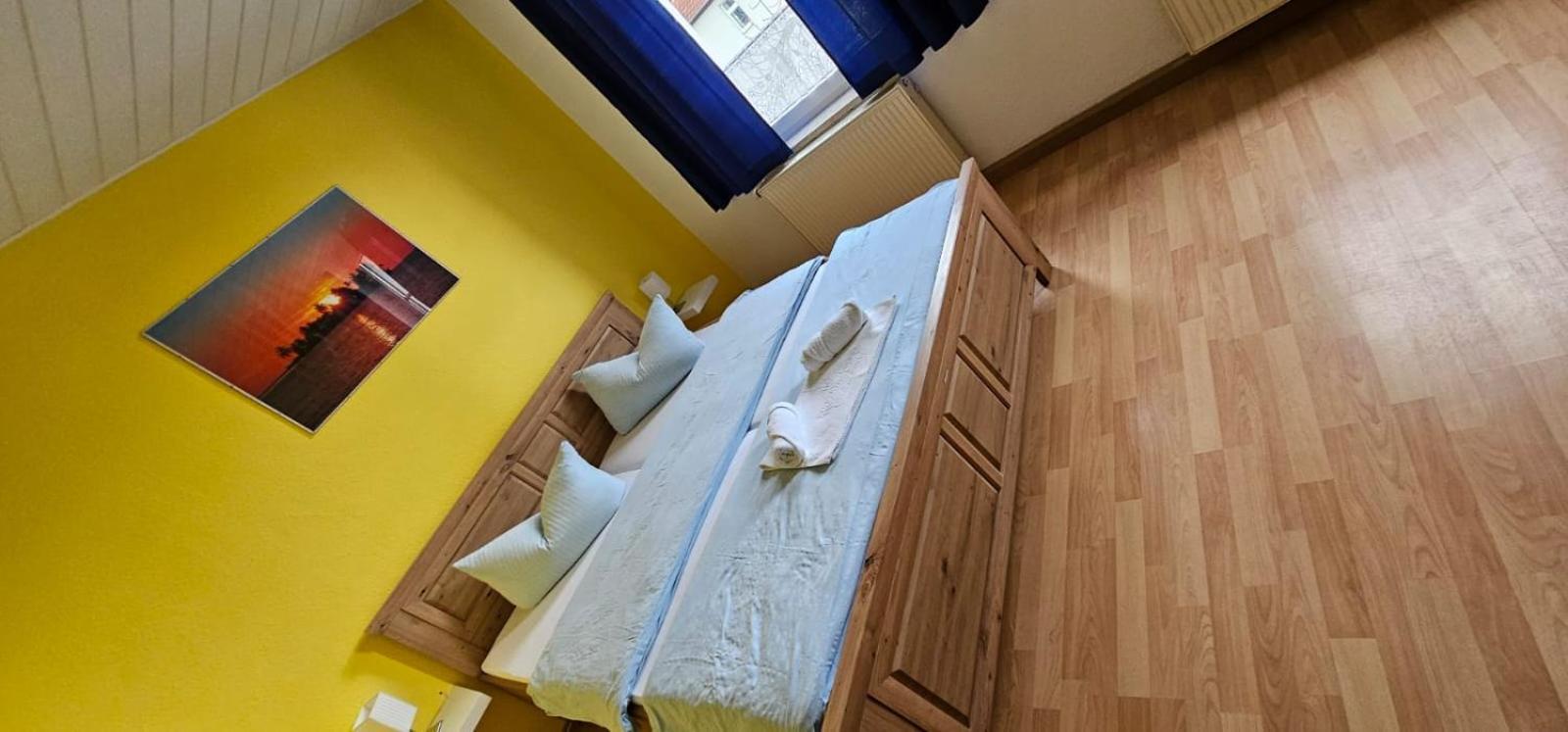 Hotel La Famiglia à Weißenfels Extérieur photo